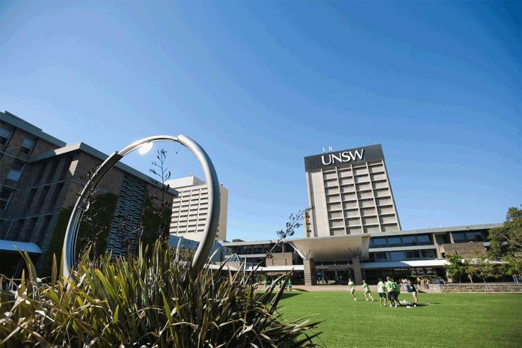 UNSW celebrates strong showing at international contact lens event ...