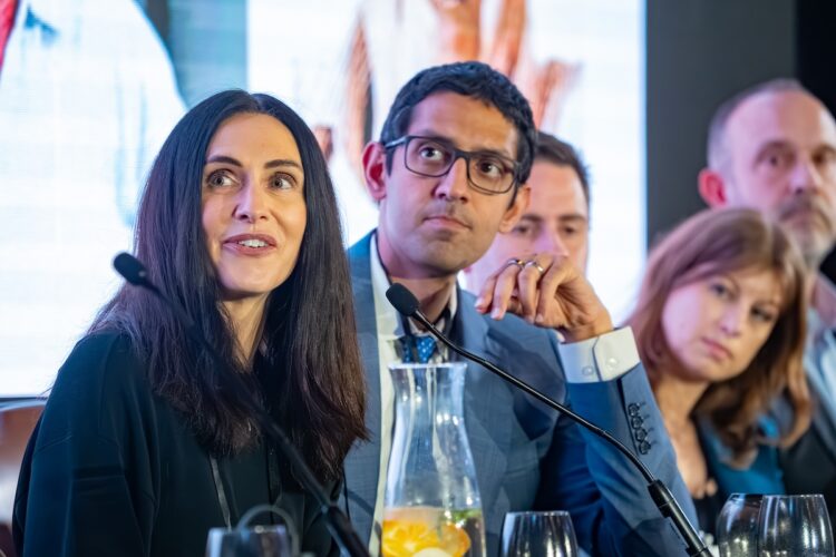 Dr Amy Cohn (left) and A/Prof Jay Sridhar (second from left) taking part in the bioethics discussion. Images: Ophthalmology Updates!