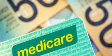 The ASO is supporting legislation to make specialist fees more transparent. Image: The robynmac/stock.adobe.com.