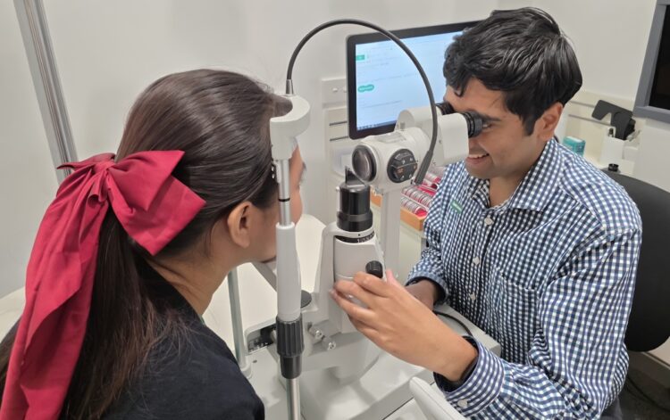 Kamath recently identified a superior (exudative) macula-on left eye retinal detachment. Images: Specsavers.