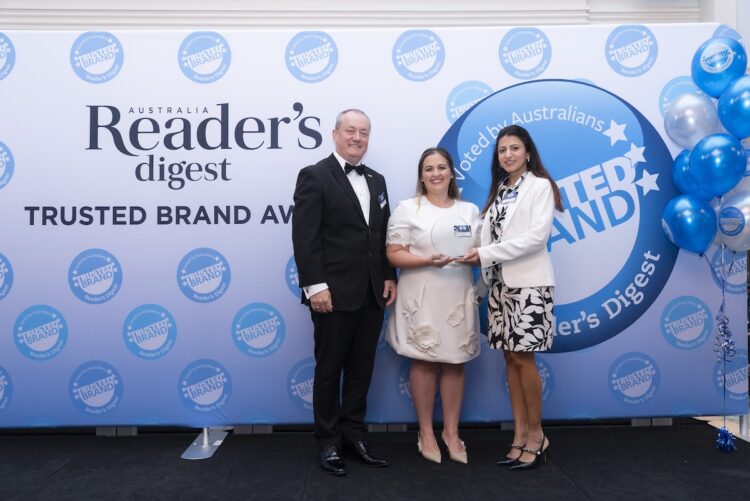 Steven Bright (left), CFO of Direct Group, Michelle Cremona (centre), optical partner Sylvania & Bhavishna Narsey, NSW clinical performance consultant, at the awards. Image: Specsavers.