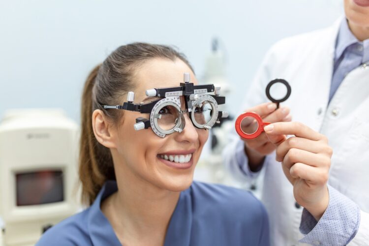 The HSU wants optometrists to be explicitly recognised as health professionals. Image: Graphicroyalty/stock.adobe.com.