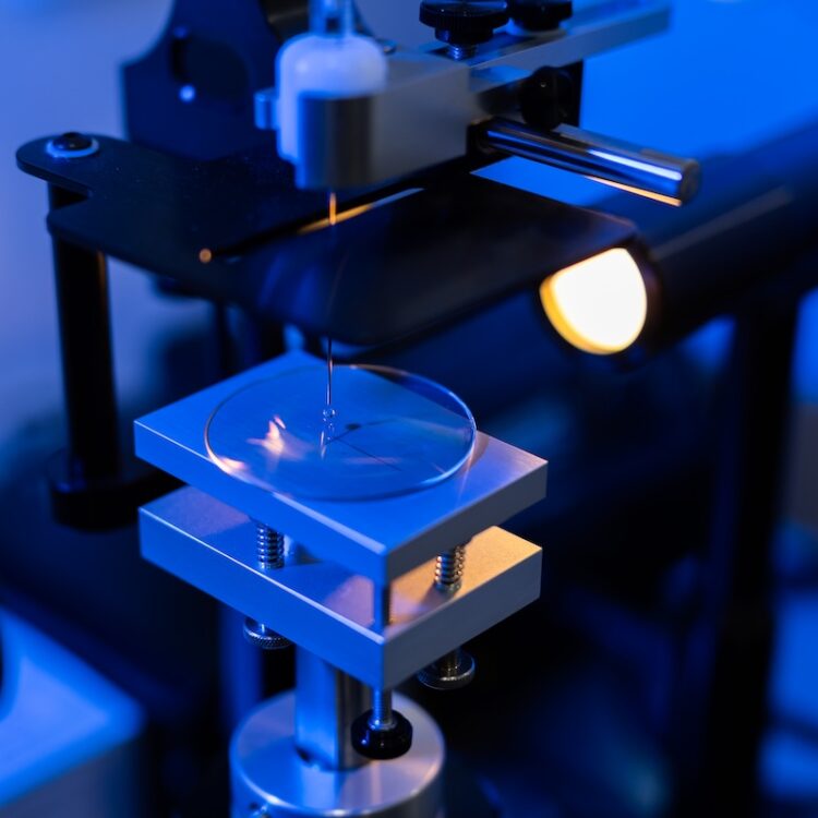 CR Labs renews its equipment every five years, ensuring it's aligned with the latest developments. Images: CR Labs.