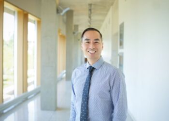 Dr Emmanuel Ho and his team of researchers have developed a low-cost, first-line screening tool. Image: University of Waterloo.