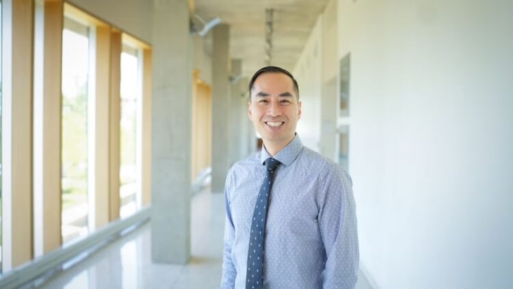 Dr Emmanuel Ho and his team of researchers have developed a low-cost, first-line screening tool. Image: University of Waterloo.
