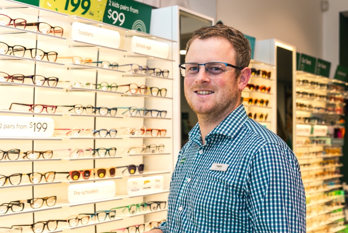 Musings from the myopia frontline with a Specsavers optical assistant ...